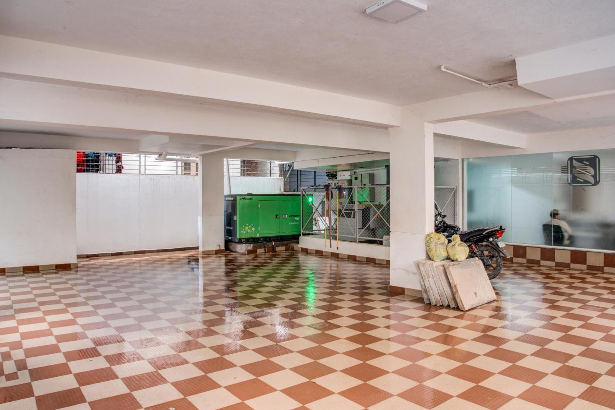 Hotel Sterling Inn Bangalore International Airport Yelahanka Dış mekan fotoğraf
